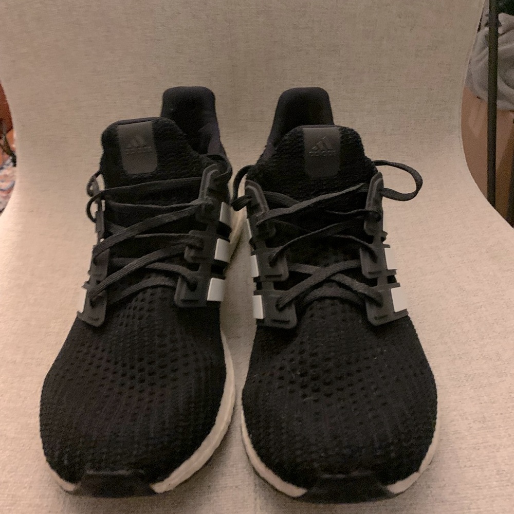 Like New Adidas UltraBoost 1.0 Men’s